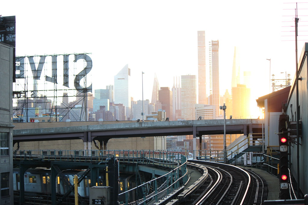 queens local businesses